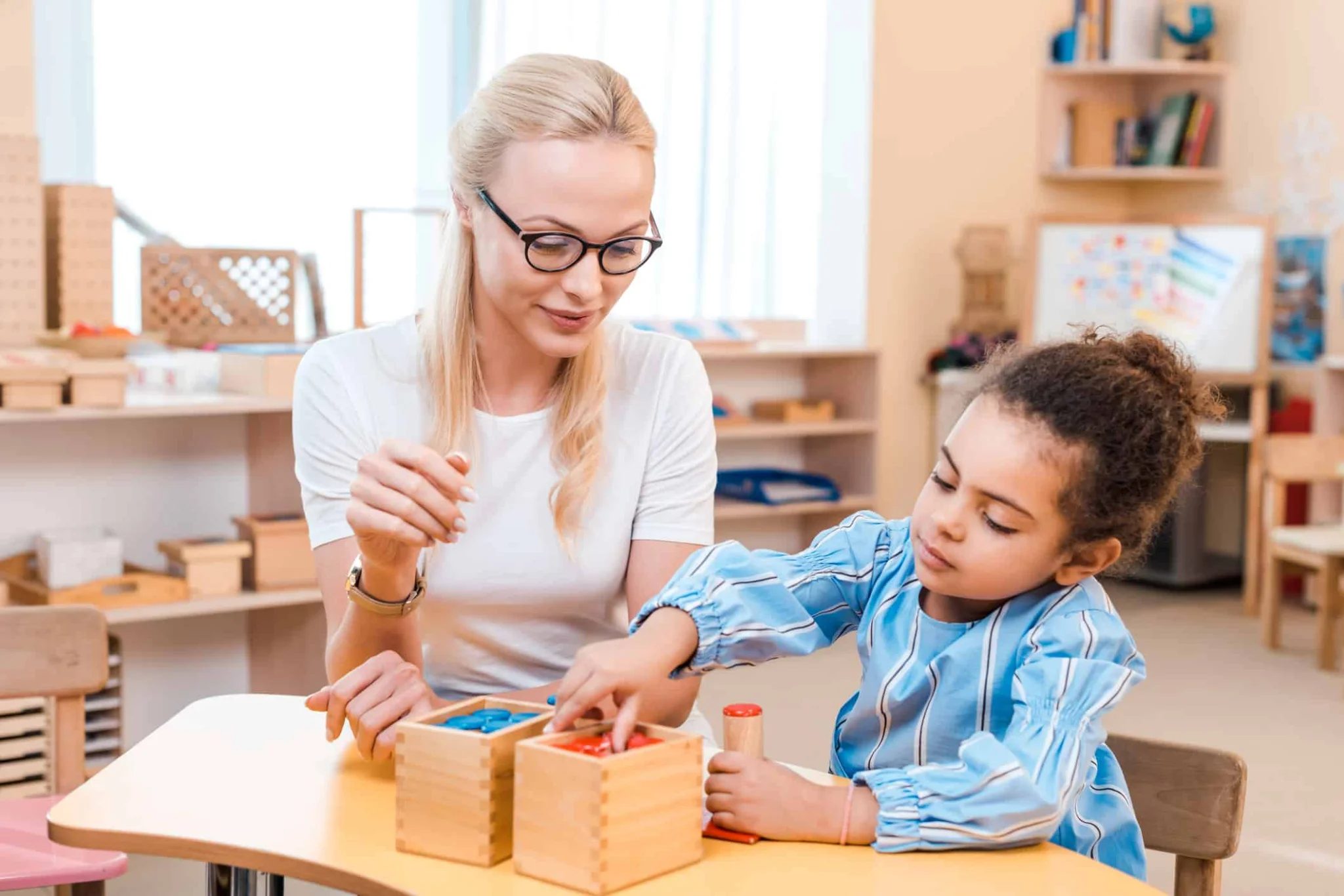 Become a certified Montessori teacher through online montessori training